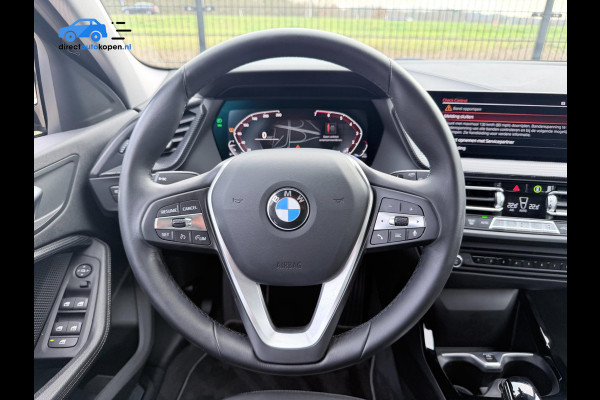 BMW 1-serie 118i Business Edition Plus | Camera | PDC | Stoelverw. | Sport pakket