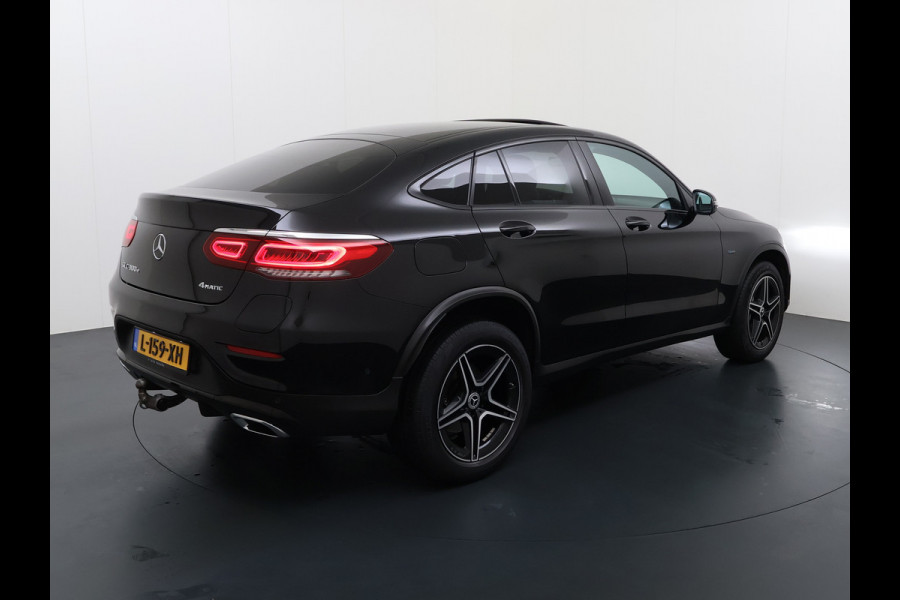 Mercedes-Benz GLC Coupé 300 e 4MATIC AMG line | Schuifdak Burmester Trekhaak