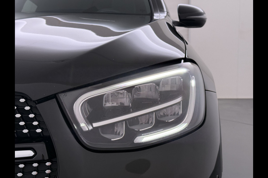 Mercedes-Benz GLC Coupé 300 e 4MATIC AMG line | Schuifdak Burmester Trekhaak