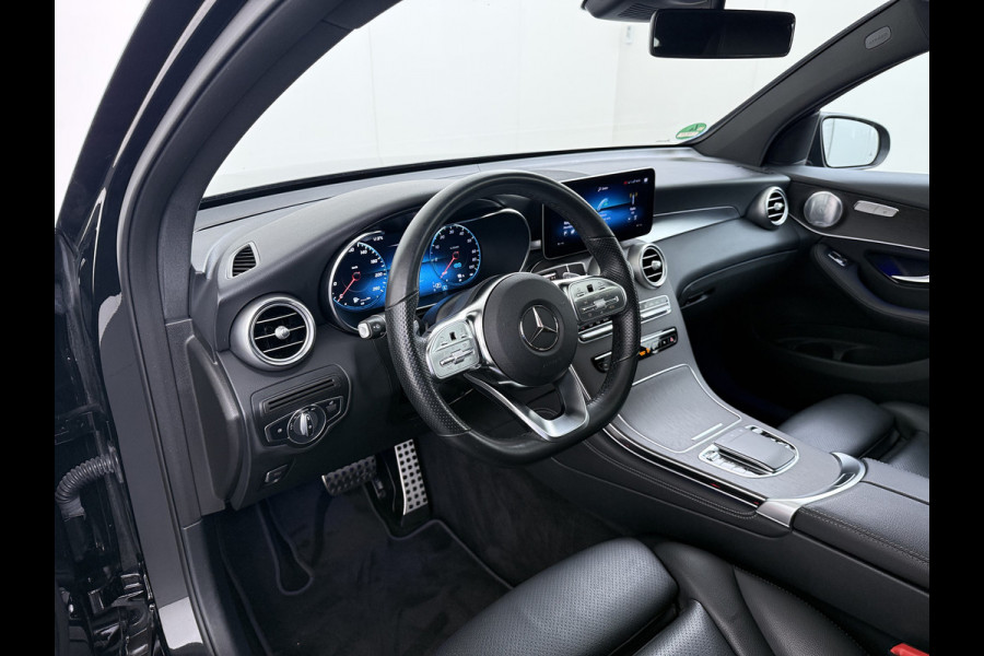 Mercedes-Benz GLC Coupé 300 e 4MATIC AMG line | Schuifdak Burmester Trekhaak