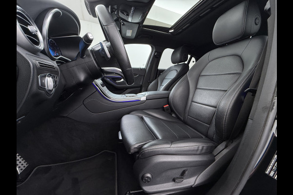 Mercedes-Benz GLC Coupé 300 e 4MATIC AMG line | Schuifdak Burmester Trekhaak
