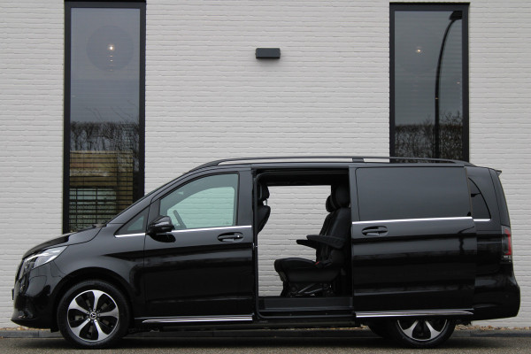 Mercedes-Benz Eqv 300 / AMG / 7-Persoons / Luchtvering / Electr Stoelen / Burmester / Vol Opties / NIEUWSTAAT
