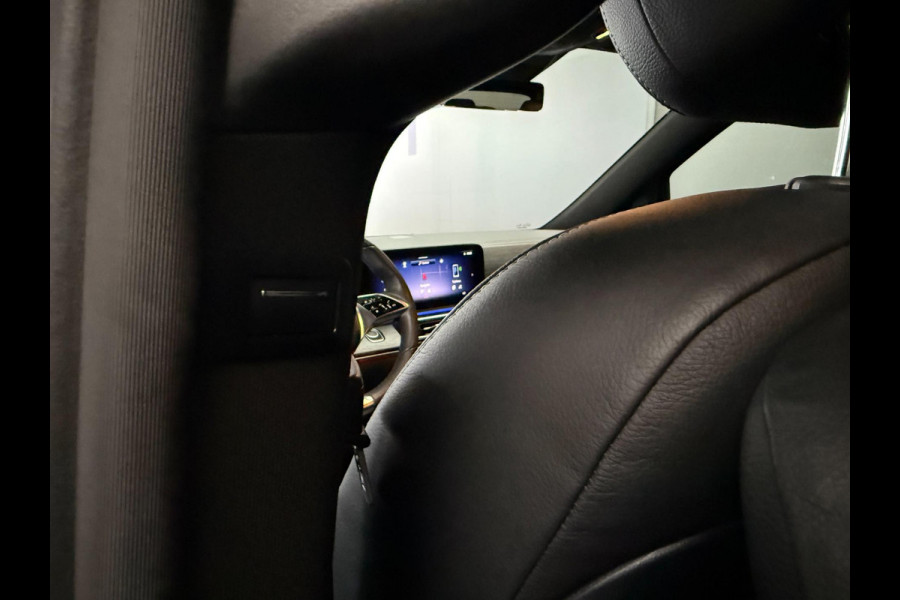 Mercedes-Benz Eqv 300 L2 - 8-pers AMG Facelift - Exterieur pakket - 360 - Elec. deuren - Vol Opties - Incl. Garantie