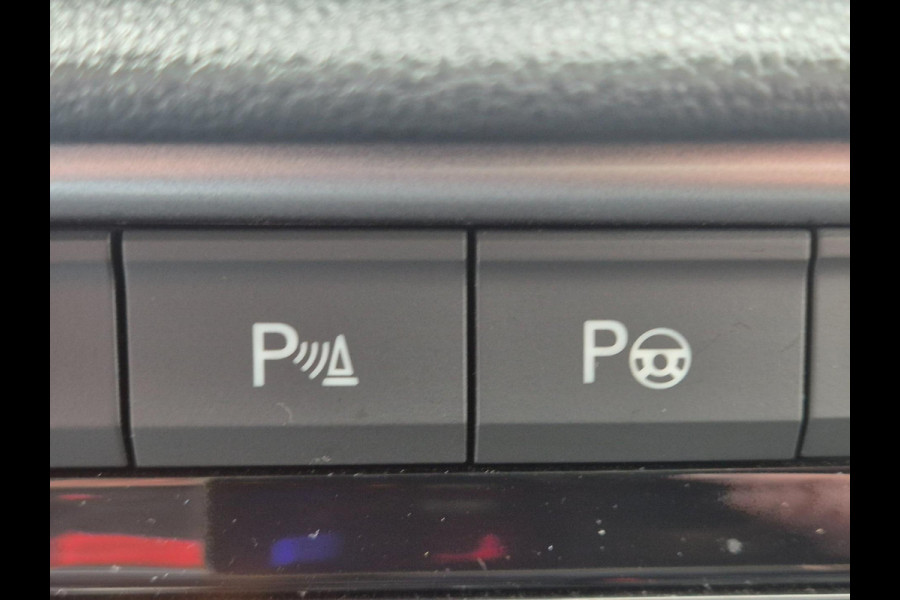 Volkswagen T-Roc 1.5 TSI Life Business