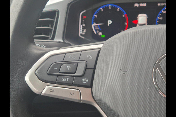 Volkswagen T-Roc 1.5 TSI Life Business