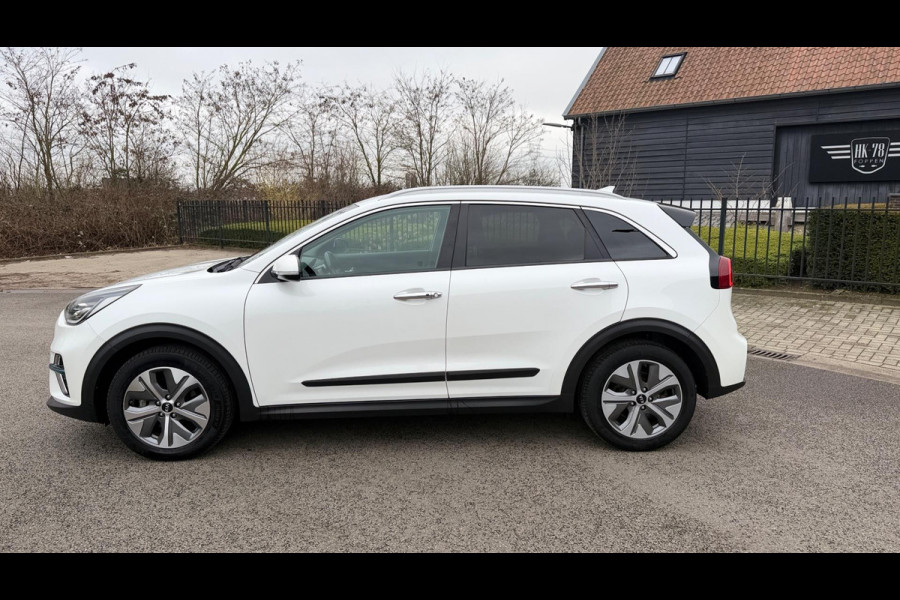 Kia e-Niro ExecutiveLine 64 kWh SOH 100% LEER NAVI CAMERA APPLE CARPLY