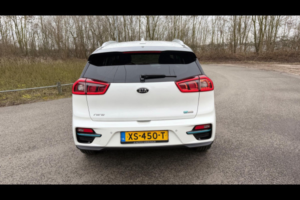 Kia e-Niro ExecutiveLine 64 kWh SOH 100% LEER NAVI CAMERA APPLE CARPLY