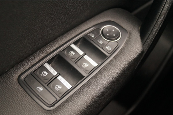 Renault Captur 1.0 TCe Intens -NAVI-ECC-PDC-LED-