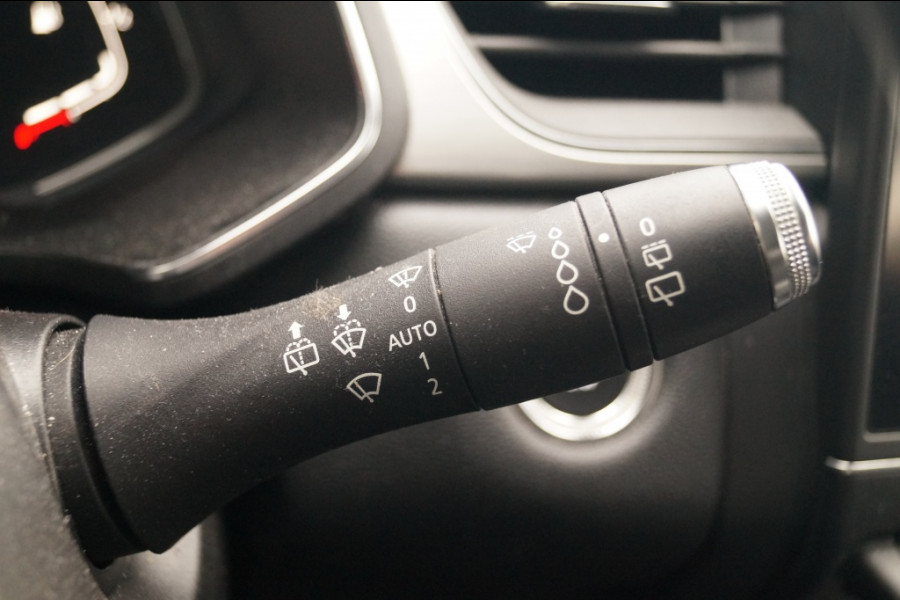 Renault Captur 1.0 TCe Intens -NAVI-ECC-PDC-LED-