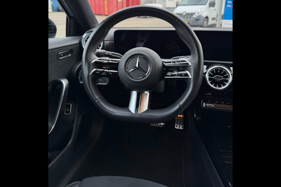 Mercedes-Benz A-Klasse 250 e Star Edition AMG Line Plus