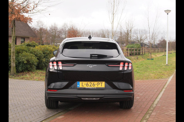 Ford Mustang Mach-E Extended RWD 98 kWh | SOH 94% | Panoramadak | Bang & Olufsen | 360 Camera | Apple Carplay |