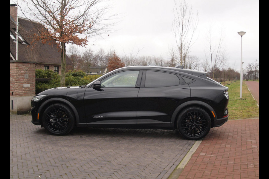 Ford Mustang Mach-E Extended RWD 98 kWh | SOH 94% | Panoramadak | Bang & Olufsen | 360 Camera | Apple Carplay |