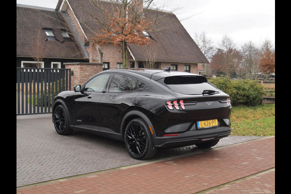 Ford Mustang Mach-E Extended RWD 98 kWh | SOH 94% | Panoramadak | Bang & Olufsen | 360 Camera | Apple Carplay |