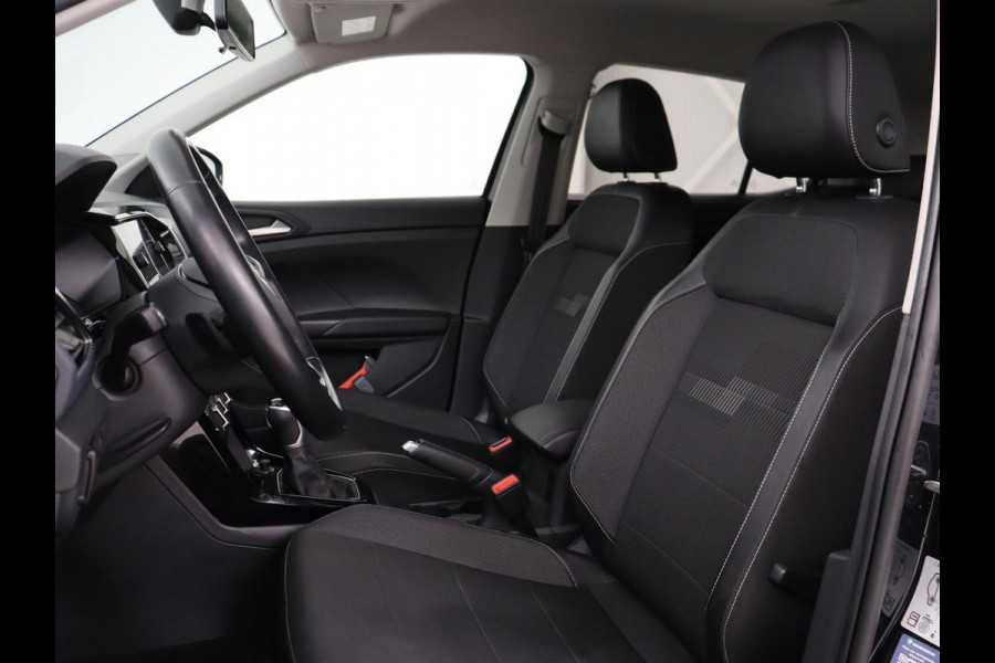 Volkswagen T-Cross 1.0 TSI Life | Automaat | Stoelverwarming | Camera | Adaptive cruise | Carplay | 17'' | Sportstoelen | Navigatie | Parkeerhulp | Airco | Bluetooth