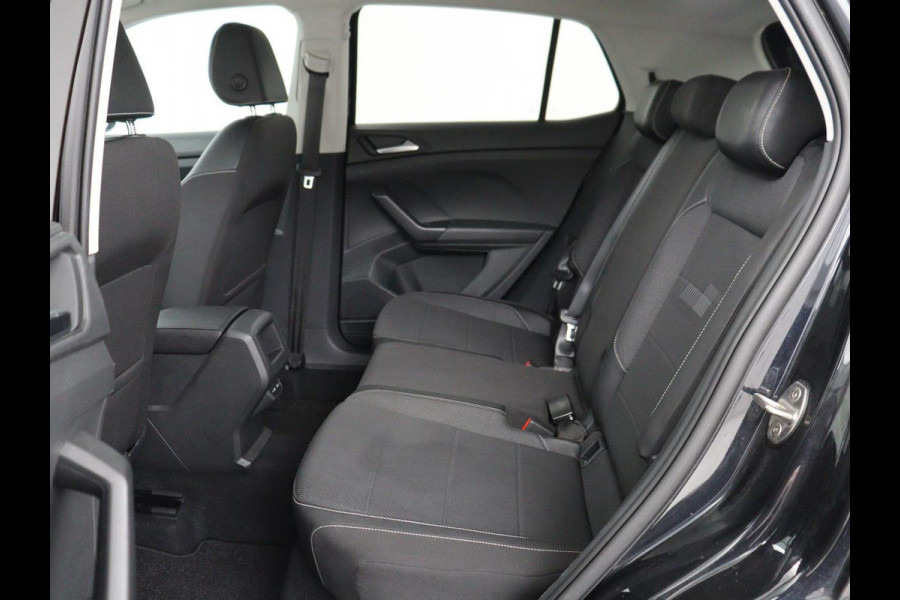 Volkswagen T-Cross 1.0 TSI Life | Automaat | Stoelverwarming | Camera | Adaptive cruise | Carplay | 17'' | Sportstoelen | Navigatie | Parkeerhulp | Airco | Bluetooth