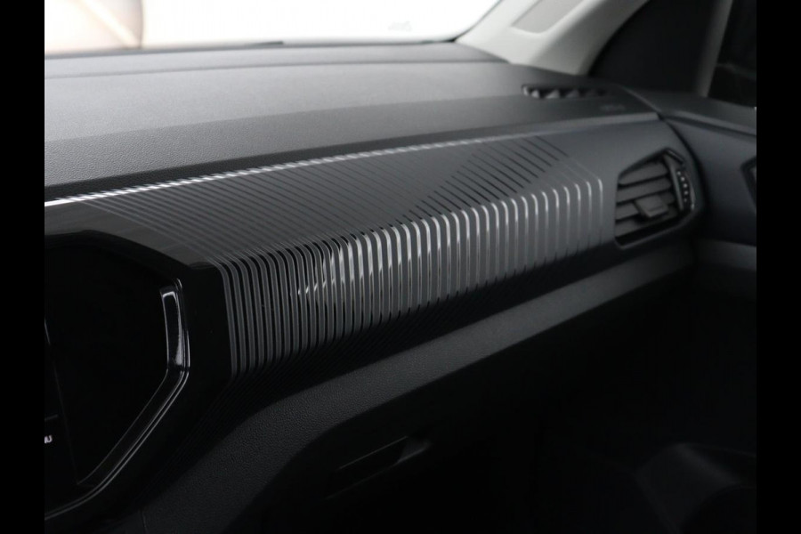 Volkswagen T-Cross 1.0 TSI Life | Automaat | Stoelverwarming | Camera | Adaptive cruise | Carplay | 17'' | Sportstoelen | Navigatie | Parkeerhulp | Airco | Bluetooth