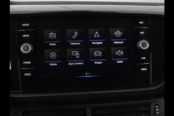 Volkswagen T-Cross 1.0 TSI Life | Automaat | Stoelverwarming | Camera | Adaptive cruise | Carplay | 17'' | Sportstoelen | Navigatie | Parkeerhulp | Airco | Bluetooth