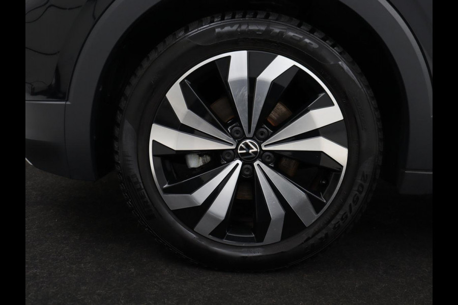 Volkswagen T-Cross 1.0 TSI Life | Automaat | Stoelverwarming | Camera | Adaptive cruise | Carplay | 17'' | Sportstoelen | Navigatie | Parkeerhulp | Airco | Bluetooth