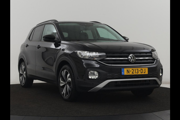 Volkswagen T-Cross 1.0 TSI Life | Automaat | Stoelverwarming | Camera | Adaptive cruise | Carplay | 17'' | Sportstoelen | Navigatie | Parkeerhulp | Airco | Bluetooth