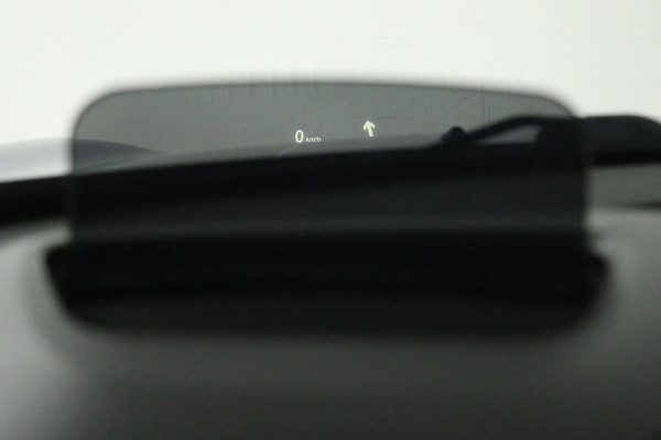 MINI Mini 1.5 Cooper Pepper (STOELVERWARMING, SFEERVERLICHTING, HEAD-UP, AUTOMAAT, PARKEERSENSOREN)