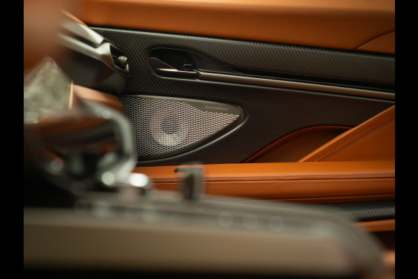 Aston Martin Vanquish | Minotaur Green | Bronze dreamlines | Carbon interior | Stoelventilatie