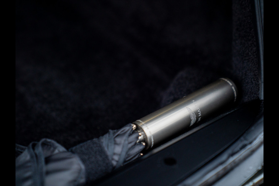 Aston Martin Vanquish | Minotaur Green | Bronze dreamlines | Carbon interior | Stoelventilatie