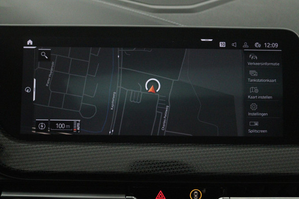 BMW 1-serie 118i Executive Edition (PANORAMADAK, DIGITALE COCKPIT, CRUISE CONTROL, NAVIGATIE, PARKEERSENSOREN)