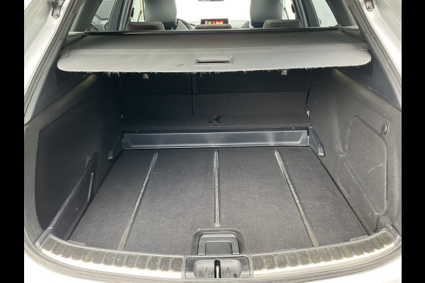 Toyota Corolla Touring Sports 2.0 Hybrid Executive Pano.dak Stoelverw. Adapt.Cruise Trekhaak 1Eig