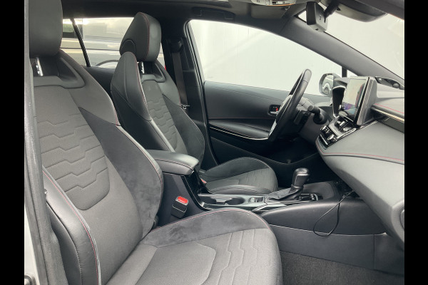 Toyota Corolla Touring Sports 2.0 Hybrid Executive Pano.dak Stoelverw. Adapt.Cruise Trekhaak 1Eig