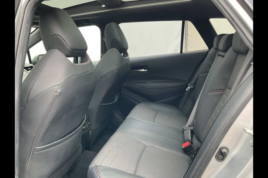 Toyota Corolla Touring Sports 2.0 Hybrid Executive Pano.dak Stoelverw. Adapt.Cruise Trekhaak 1Eig
