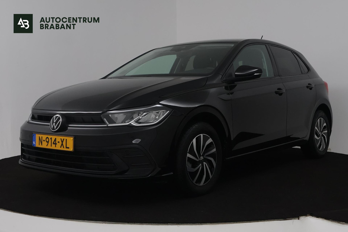 Volkswagen Polo 1.0 TSI Life (NAVIGATIE, PARKEERSENSOREN, CARPLAY, CRUISE CONTROL ADAPTIEF)
