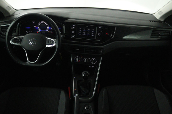 Volkswagen Polo 1.0 TSI Life (NAVIGATIE, PARKEERSENSOREN, CARPLAY, CRUISE CONTROL ADAPTIEF)