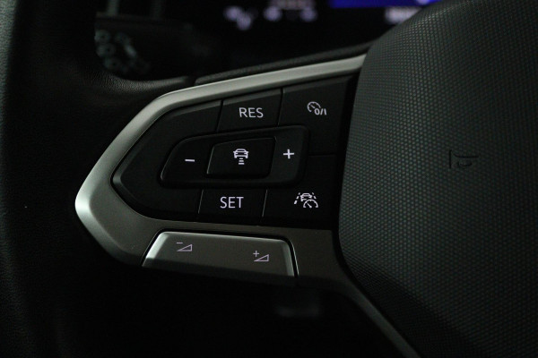 Volkswagen Polo 1.0 TSI Life (NAVIGATIE, PARKEERSENSOREN, CARPLAY, CRUISE CONTROL ADAPTIEF)