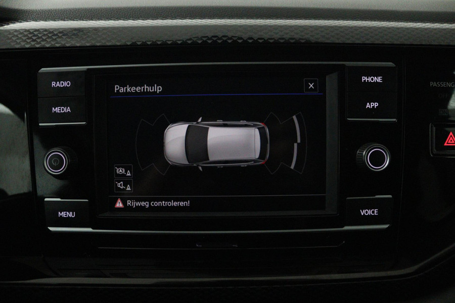 Volkswagen Polo 1.0 TSI Life (NAVIGATIE, PARKEERSENSOREN, CARPLAY, CRUISE CONTROL ADAPTIEF)