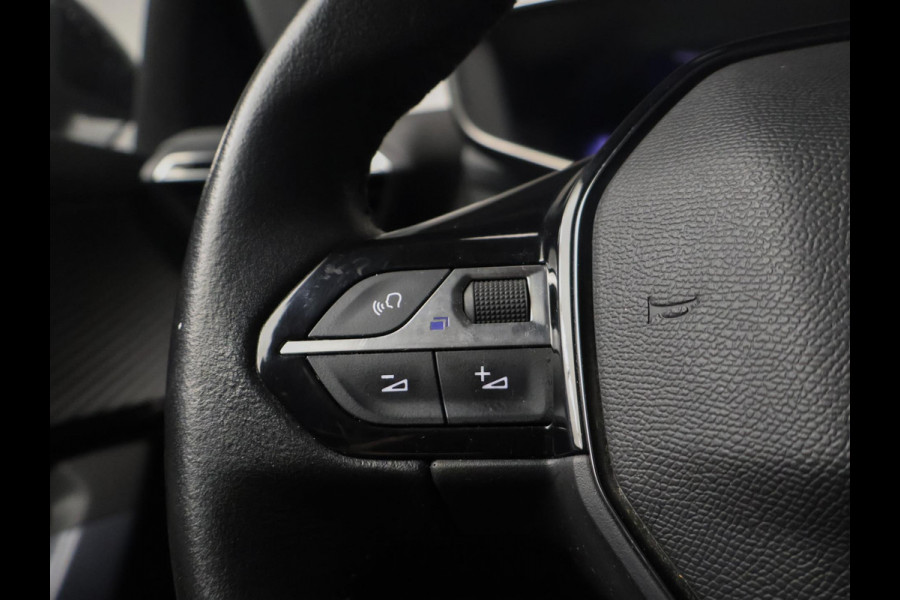 Peugeot 2008 1.2 PureTech Blue Lease Allure Sport (APPLE CARPLAY,NAVI,CAMERA,360 VIEW,DIGITAL COCKPIT,CRUISE,SPORTSTOELEN)