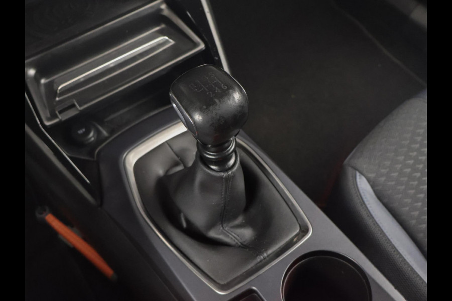 Peugeot 2008 1.2 PureTech Blue Lease Allure Sport (APPLE CARPLAY,NAVI,CAMERA,360 VIEW,DIGITAL COCKPIT,CRUISE,SPORTSTOELEN)