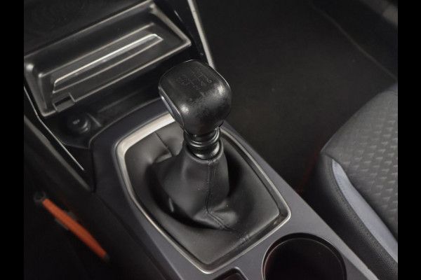 Peugeot 2008 1.2 PureTech Blue Lease Allure Sport (APPLE CARPLAY,NAVI,CAMERA,360 VIEW,DIGITAL COCKPIT,CRUISE,SPORTSTOELEN)