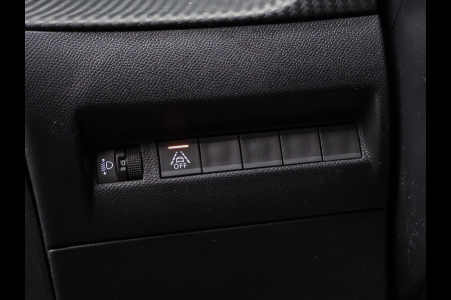 Peugeot 2008 1.2 PureTech Blue Lease Allure Sport (APPLE CARPLAY,NAVI,CAMERA,360 VIEW,DIGITAL COCKPIT,CRUISE,SPORTSTOELEN)