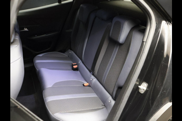 Peugeot 2008 1.2 PureTech Blue Lease Allure Sport (APPLE CARPLAY,NAVI,CAMERA,360 VIEW,DIGITAL COCKPIT,CRUISE,SPORTSTOELEN)