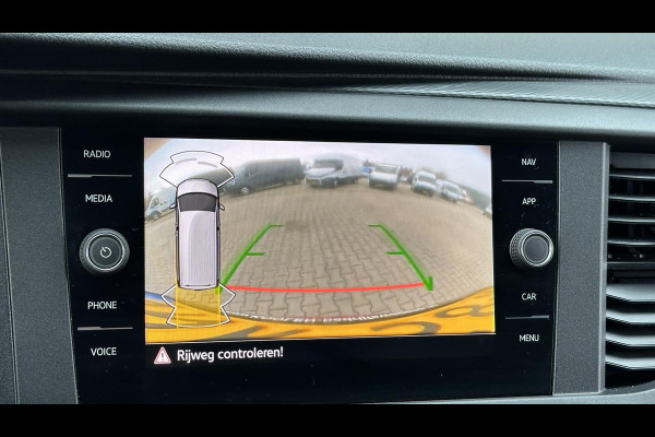 Volkswagen Transporter 2.0 TDI L2H1 Automaat|Cruise|Leder stuur|LM velgen