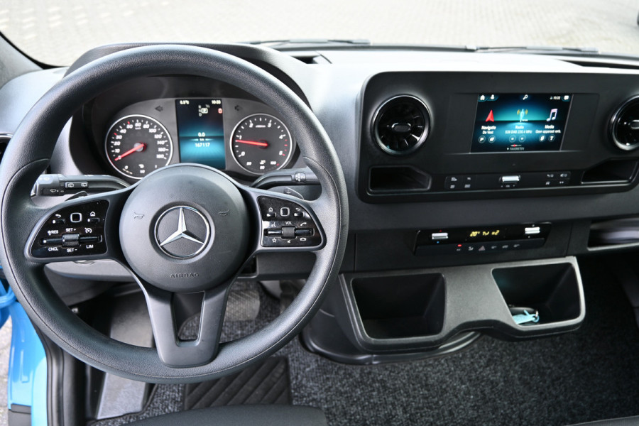 Mercedes-Benz Sprinter 319 CDI L3H2 LED, Geveerde stoel, Navigatie met camera