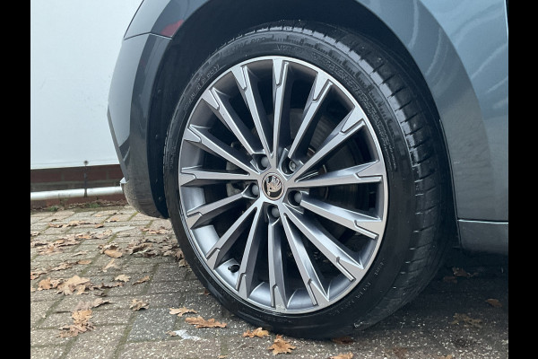 Škoda Octavia 1.4 TSI iV 259pk PHEV Carplay Cam Stoelverw. Business Edition Plus Plug-in