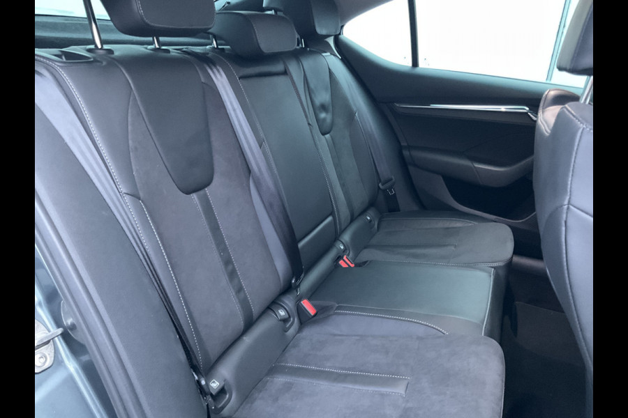 Škoda Octavia 1.4 TSI iV 259pk PHEV Carplay Cam Stoelverw. Business Edition Plus Plug-in