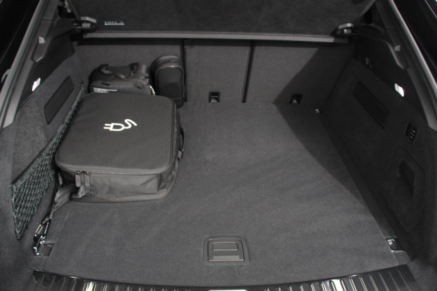 Porsche Cayenne Coupé 3.0 E-Hybrid 476pk Platinum Edition | Leder | Panorama dak | Luchtvering | Comfortstoelen Electrisch | Navigatie | Climate Control