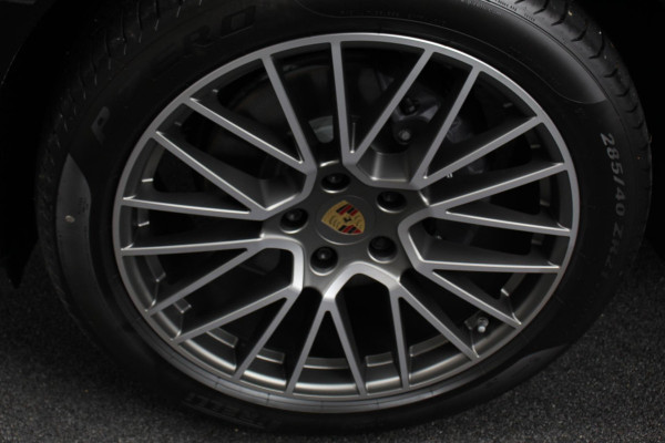 Porsche Cayenne Coupé 3.0 E-Hybrid 476pk Platinum Edition | Leder | Panorama dak | Luchtvering | Comfortstoelen Electrisch | Navigatie | Climate Control