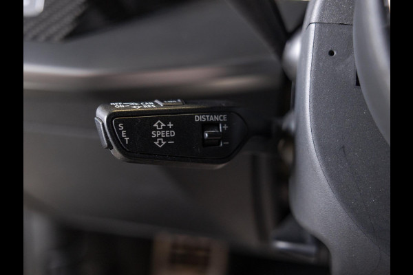 Audi A3 Sportback 35 TFSI S edition / 150pk / Adaptieve cruise control / Alcantara stuurwiel /