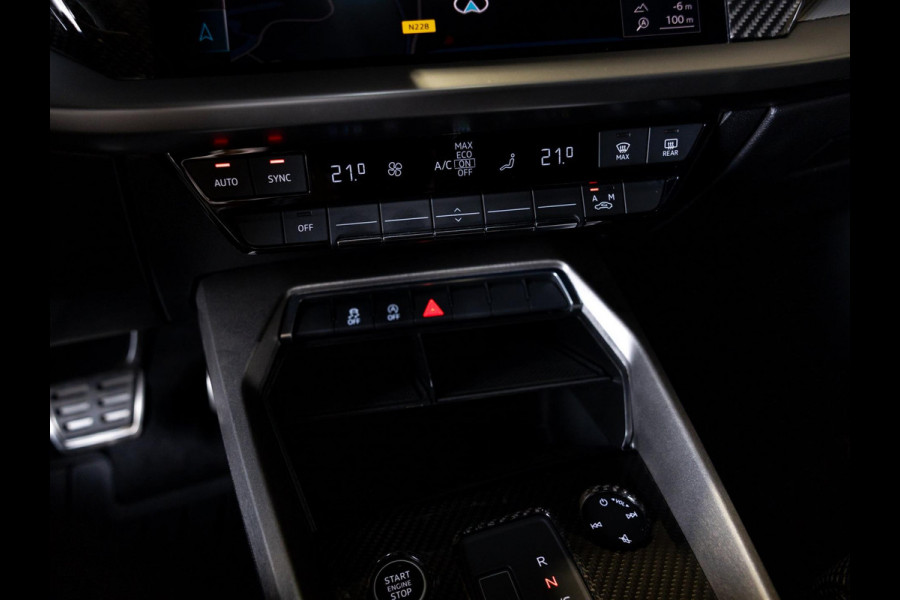 Audi A3 Sportback 35 TFSI S edition / 150pk / Adaptieve cruise control / Alcantara stuurwiel /