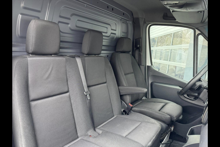 Mercedes-Benz Sprinter 317cdi, Automaat, MBUX, Glasresteel, Glaswagen, Lansing, Glasauto.