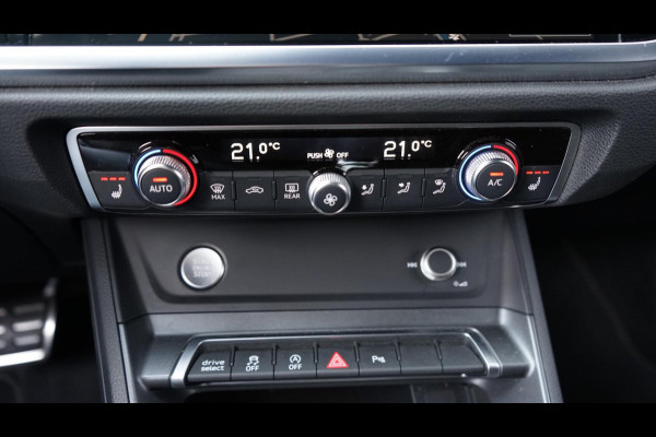 Audi Q3 Sportback 35 TFSI 3x S-Line BLACK OPTIK AUTOMAAT-AUDI SOUND-CAMERA-CARPLAY-KEYLESS-MATRIX-NAVIGATIE