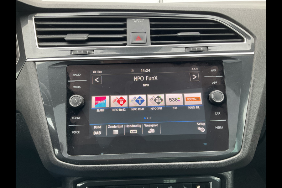 Volkswagen Tiguan 1.5 TSI ACT R-Line CarplayComfortline Business